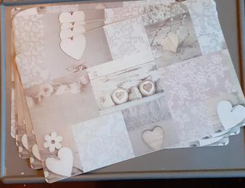6 sets de table plastifier decor romantique  beschikbaar voor biedingen