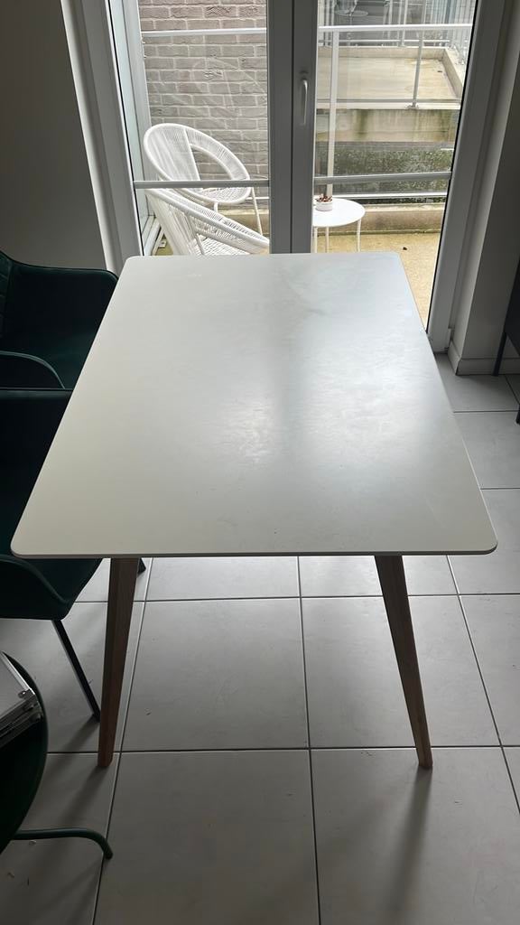 table à manger blanche, Quatre personnes, 150 à 200 cm, Comme neuf, Enlèvement