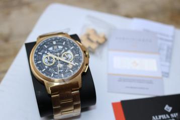 Alpha Sierra Titan G04 gouden 44 mm horloge