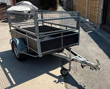 Aanhangwagen enkelas met loofnetten. 2m x 1m25 beschikbaar voor biedingen