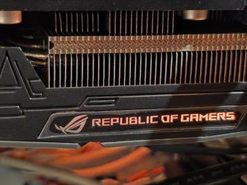 Gaming  Asus Rog Strix Vega64 8 Go OC Edition beschikbaar voor biedingen