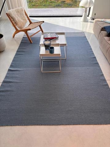 Muuto Varjo Vloerkleed – 300x200 cm – Blauw beschikbaar voor biedingen