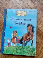 Op zoek naar Twister: de ponu girls: Ruth Gellersen, Boeken, Kinderboeken | Jeugd | onder 10 jaar, Gelezen, Ophalen of Verzenden