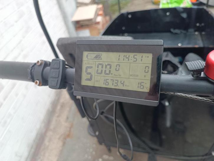 Cangoo elek. Bakfiets met regenhoes en babystoeltje, Fietsen en Brommers, Fietsen | Bakfietsen, Zo goed als nieuw, Overige merken