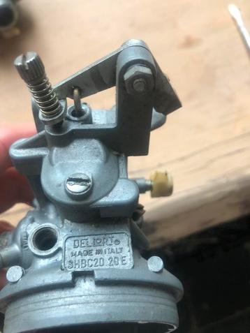 Vespa smallframe carbu 20 20 beschikbaar voor biedingen