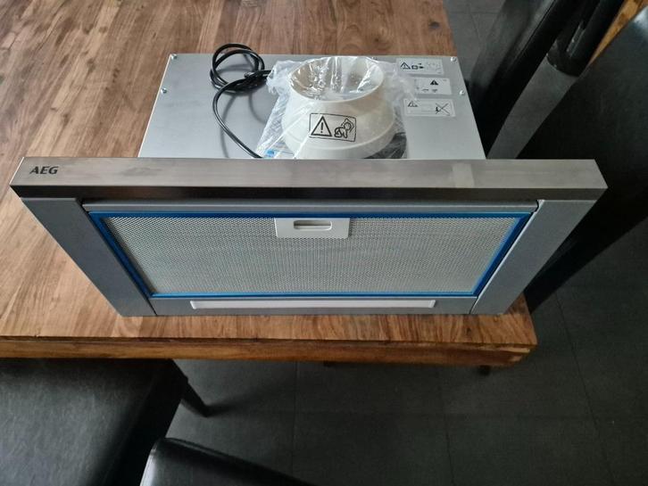 Dampkap AEG - 60cm, Huis en Inrichting, Keuken | Keukenelementen, Zo goed als nieuw, Minder dan 100 cm, 50 tot 100 cm, 25 tot 50 cm