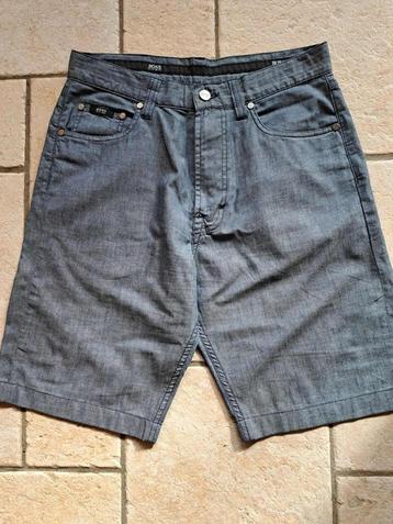 Bermuda Boss Blauw M 33 (als nieuw) beschikbaar voor biedingen