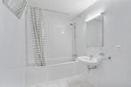 Appareillage salle de bain, Ophalen, Gebruikt, Met douche