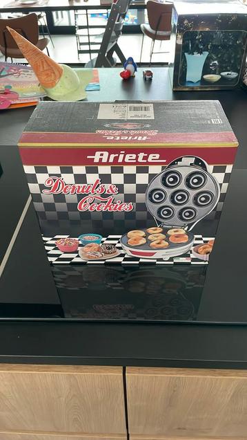 Ariete donut en cookies machine. NIEUW in doos disponible aux enchères