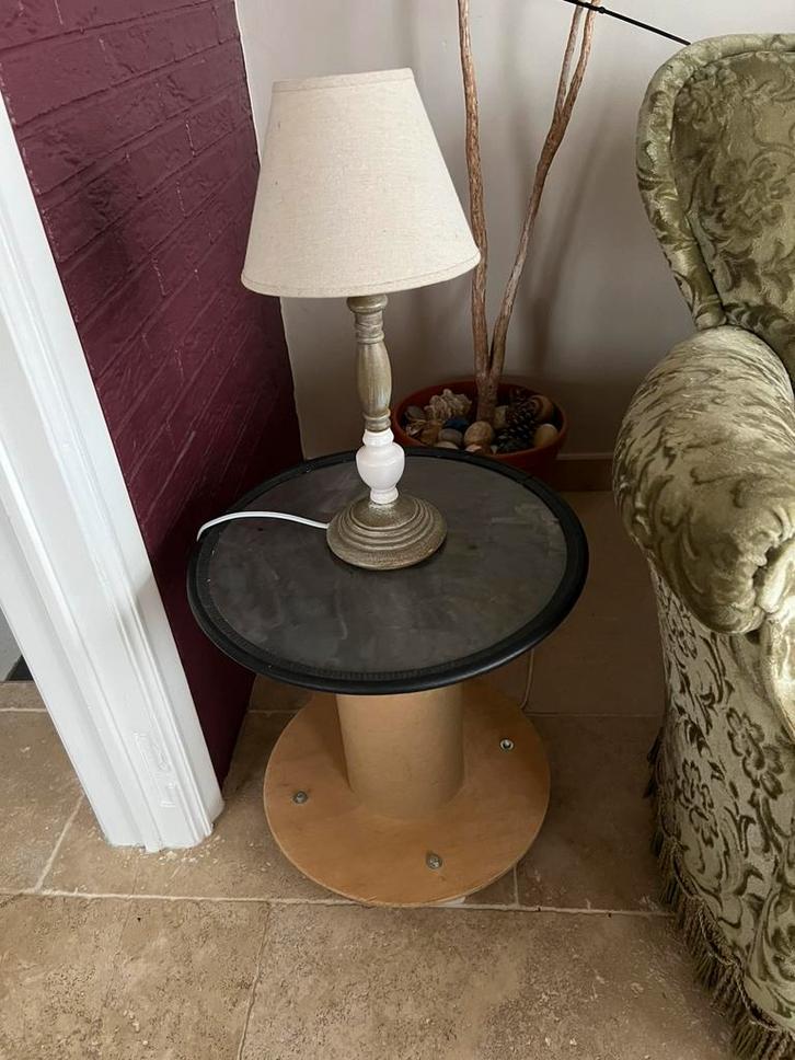 Industrieel bijzettafeltje, Maison & Meubles, Tables | Tables d'appoint, Comme neuf, Rond, Moins de 45 cm, Moins de 55 cm, Métal ou Aluminium