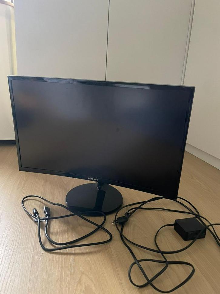 Samsung c24F390FHU (curved monitor), Computers en Software, Monitoren, Zo goed als nieuw, Gaming, HD, Ophalen