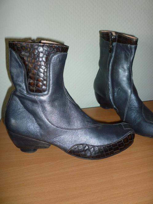 Speciale laarsjes van Roda maat 37,5 - NIEUW, Kleding | Dames, Schoenen, Nieuw, Lage of Enkellaarzen, Blauw, Ophalen of Verzenden