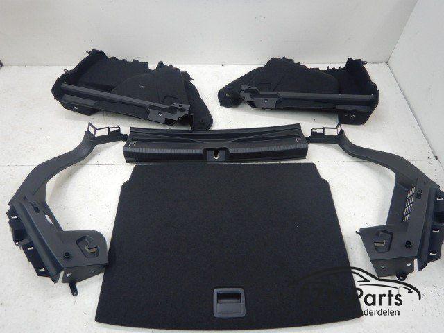VW Golf 8 Achterklep Bekleding + Instap + Laadvloer, Auto-onderdelen, Interieur en Bekleding, Gebruikt, Ophalen of Verzenden