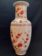 Chinese vaas - stijl Imari, Antiek en Kunst, Antiek | Vazen, Ophalen of Verzenden