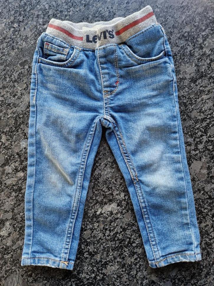 Levi's jeans (12m) maat 80 met elastische tailleband, Kinderen en Baby's, Babykleding | Maat 80, Gebruikt, Jongetje of Meisje