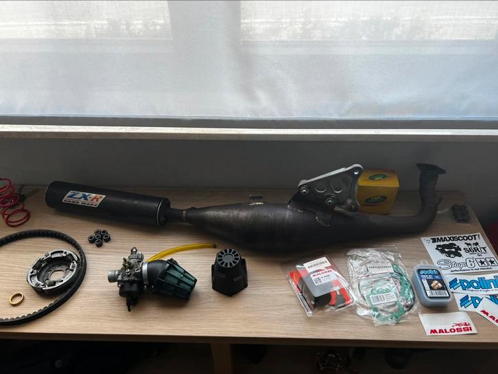 Lot aerox onderdelen of andere minarelli horizontaal blokken, Hobby en Vrije tijd, Modelbouw | Radiografisch | Auto's, Zo goed als nieuw