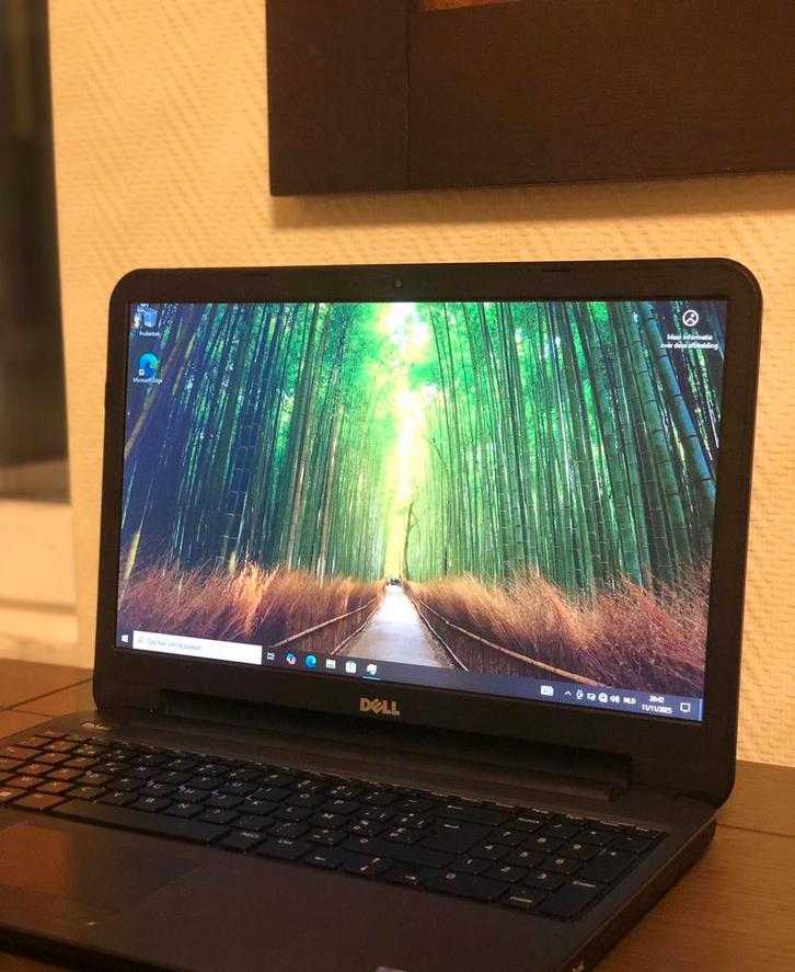 Dell Latitude 3540, Computers en Software, Chromebooks, Zo goed als nieuw, Ophalen