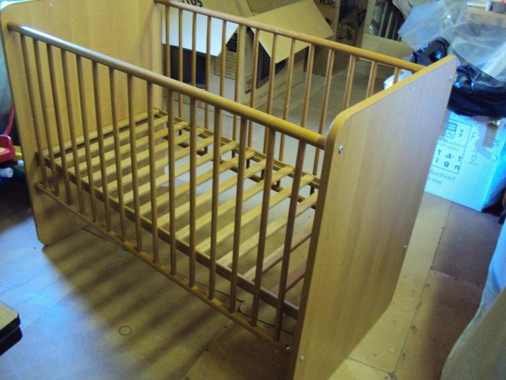 118 lit bébé, Enfants & Bébés, Berceaux & Lits, Comme neuf, Autres types, Enlèvement ou Envoi