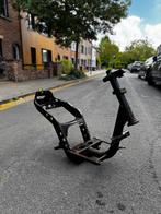 Piaggio zip frame zonder papieren, Ophalen of Verzenden, Zo goed als nieuw