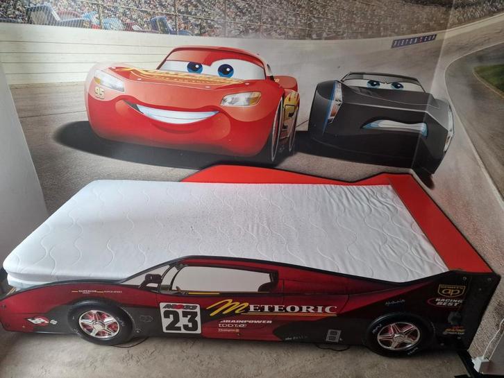 Kinder bed cars, Kinderen en Baby's, Kinderkamer | Bedden, Gebruikt, Matras, Ophalen