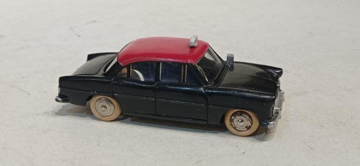 DINKY TOYS FRANKRIJK SIMCA ARIANE TAXI REF 24ZT, Hobby en Vrije tijd, Modelauto's | 1:43, Zo goed als nieuw, Auto, Dinky Toys