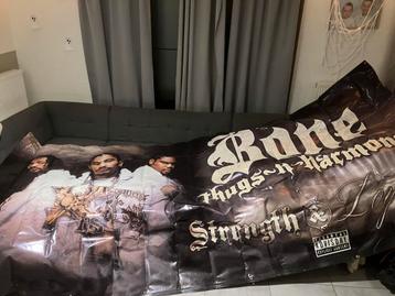 Banner bone thugs n harmony beschikbaar voor biedingen