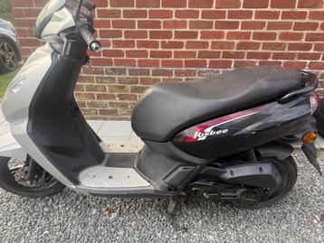 a klasse Kisbee ( voor opmaak of onderdelen ) peugeot  beschikbaar voor biedingen