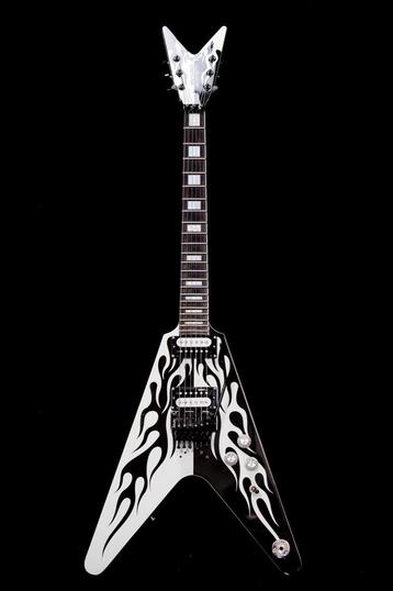 Dean MICHAEL SCHENKER custom 'flame' beschikbaar voor biedingen