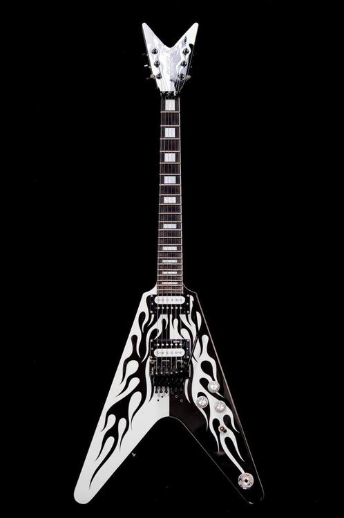 Dean MICHAEL SCHENKER custom 'flame', Muziek en Instrumenten, Snaarinstrumenten | Gitaren | Elektrisch, Zo goed als nieuw, Ophalen