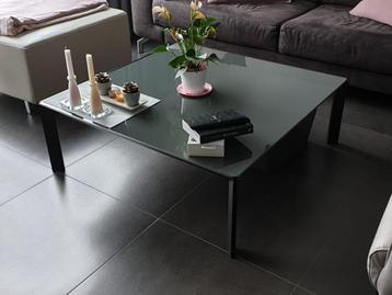 hedendaagse salontafel beschikbaar voor biedingen