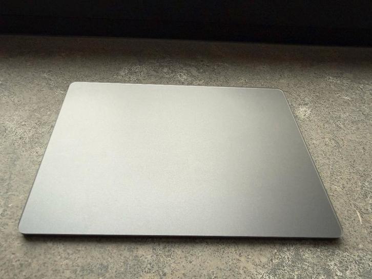 Apple Magic Trackpad, Computers en Software, Muizen, Zo goed als nieuw, Trackpad, Draadloos, Ophalen