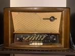 Gitaarversterker in Braun radio jasje, Ophalen, Zo goed als nieuw, Gitaar, Minder dan 50 watt