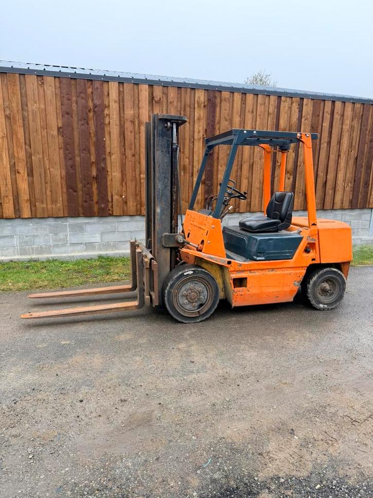 Tcm 30 diesel moteur isuzu, Zakelijke goederen, Machines en Bouw | Heftrucks en Intern transport, Diesel, Ophalen