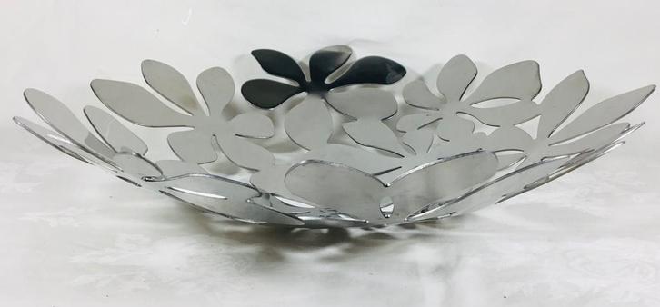 Corbeille à fruits métal Ikea Stockholm design Monika Mulder, Maison & Meubles, Accessoires pour la Maison | Plataux & Paniers