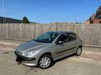 Peugeot 206 bouwjaar 2004, Auto's, Peugeot, Voorwielaandrijving, Stof, Zwart, Beige