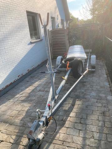 Trailer merk KALF catamaran, Moins de 1 500 kg, Avec rouleaux, Remorque pour catamaran, Moins de 6 mètres