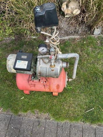 Waterpomp beschikbaar voor biedingen