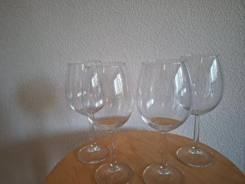 wijnglazen beschikbaar voor biedingen