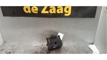 Remklauw (Tang) links-voor van een Ford Fiesta beschikbaar voor biedingen