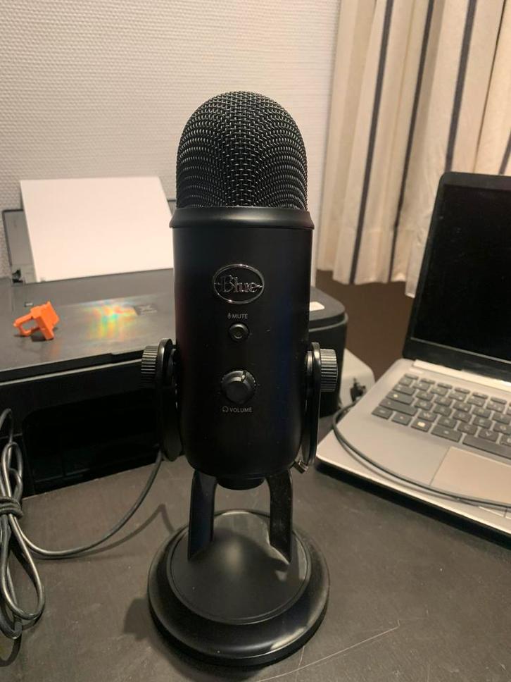 Blauwe yeti noir bijna nieuw, Muziek en Instrumenten, Microfoons, Zo goed als nieuw, Ophalen