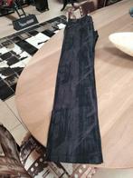 Mooie dun . voelt als fluwelen broek.merk WNDR.size Nieuw., Kleding | Heren, Broeken en Pantalons, Ophalen of Verzenden, Zo goed als nieuw