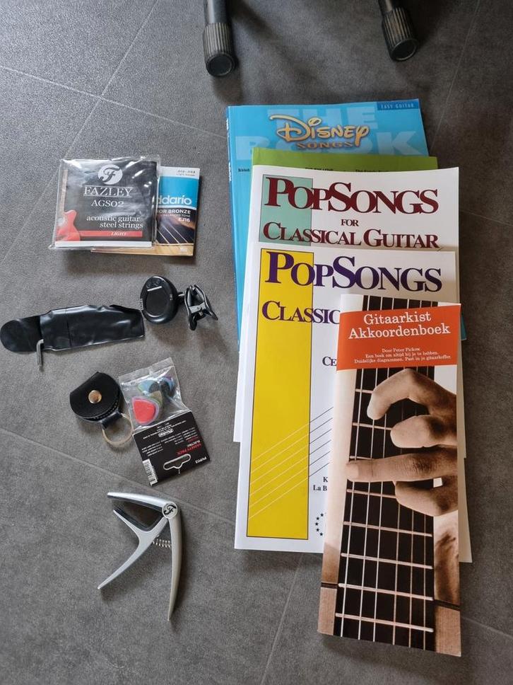 Western gitaar, Muziek en Instrumenten, Snaarinstrumenten | Gitaren | Akoestisch, Ophalen