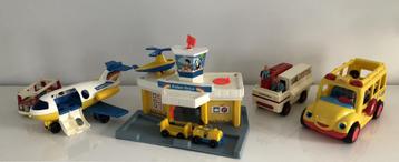 Fisher price vliegtuig, vlieghaven, autobus, busje, rescue beschikbaar voor biedingen