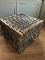 Rieten mand Riviera Maison landelijke stijl, Huis en Inrichting, Woonaccessoires | Schalen en Manden, Ophalen, Mand, Vierkant