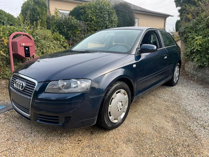 Audi A3 97.000km!! +32494522417, Auto's, Audi, Bedrijf, A3, Benzine, Euro 4, Automaat, Blauw, Blauw, Ophalen