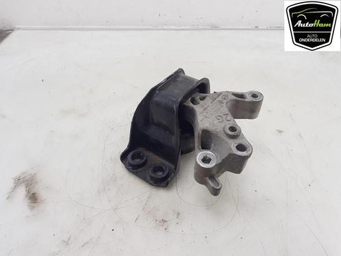 MOTORSTEUN Renault Kadjar (RFEH) (01-2015/-), Auto-onderdelen, Ophanging en Onderstel, Renault, Gebruikt
