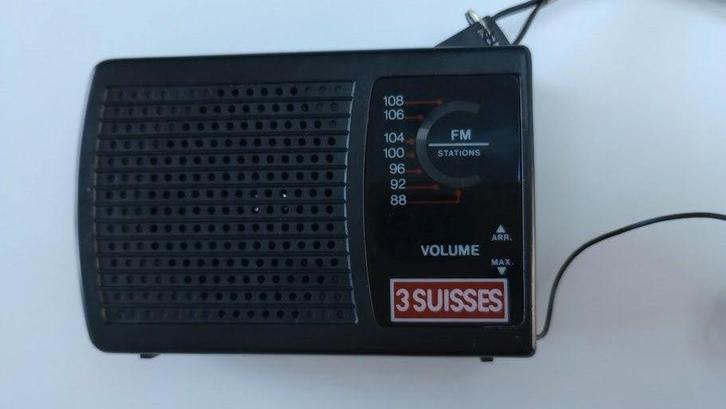 radiootje 3 Suisses, Audio, Tv en Foto, Radio's, Zo goed als nieuw, Transistorradio, Ophalen of Verzenden