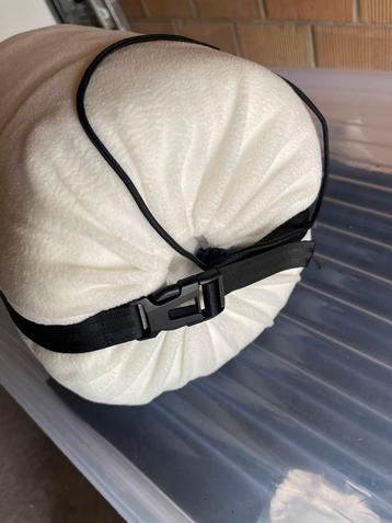 Achtergrond doek wit beschikbaar voor biedingen