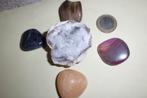 ruw wit calciet en 4 knuffelstenen o.a. rose agaat v 9.75, Verzamelen, Mineralen en Fossielen, Ophalen of Verzenden