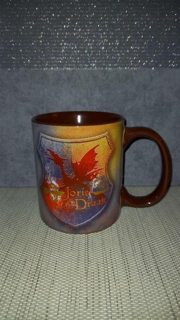 Efteling mok	 beschikbaar voor biedingen